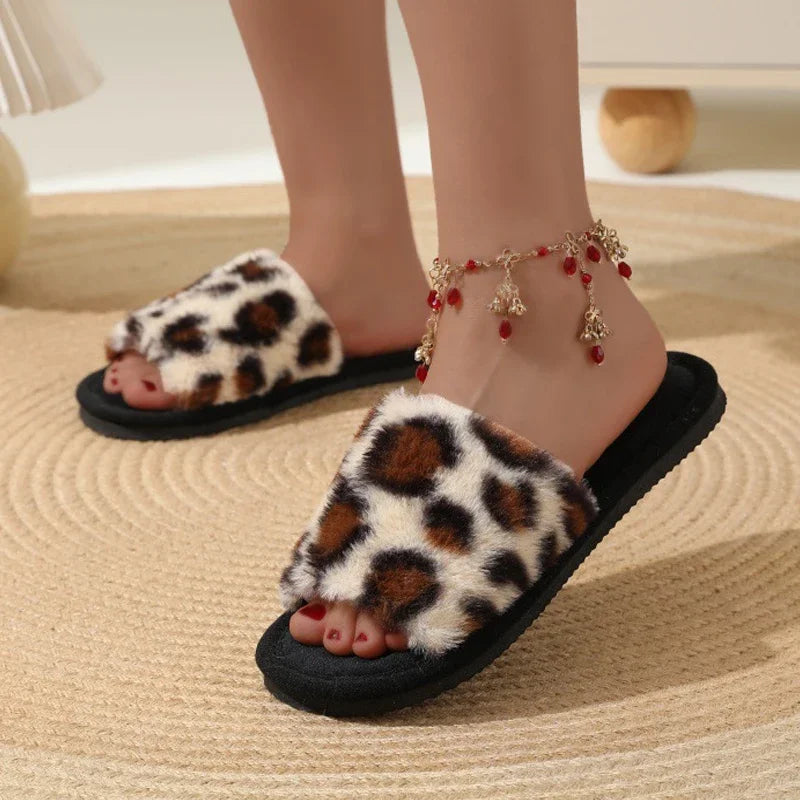 Pauline | Mules en fourrure douce - Casa Cavari