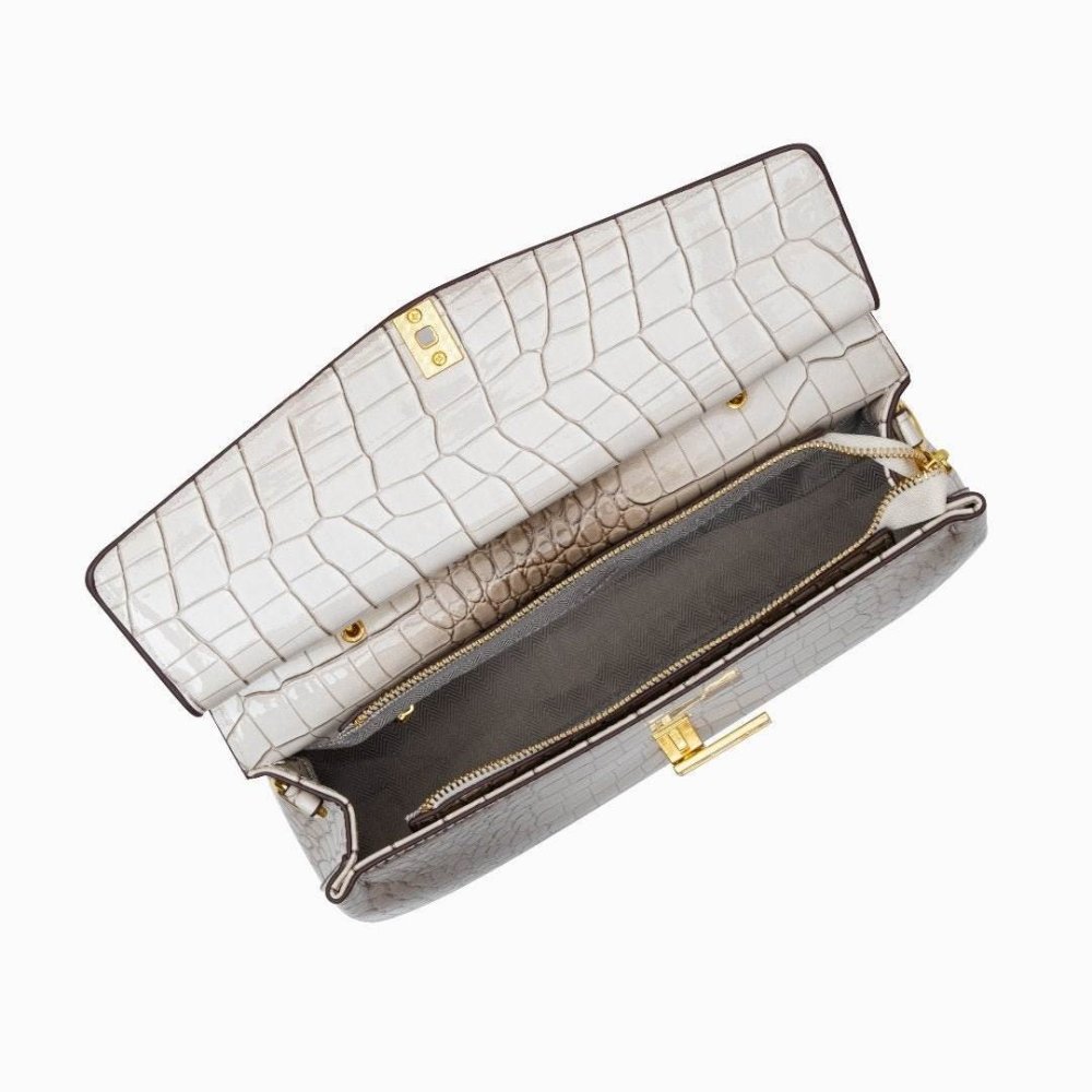 Adriana|Bolso estructurado con solapa - CasaCavari