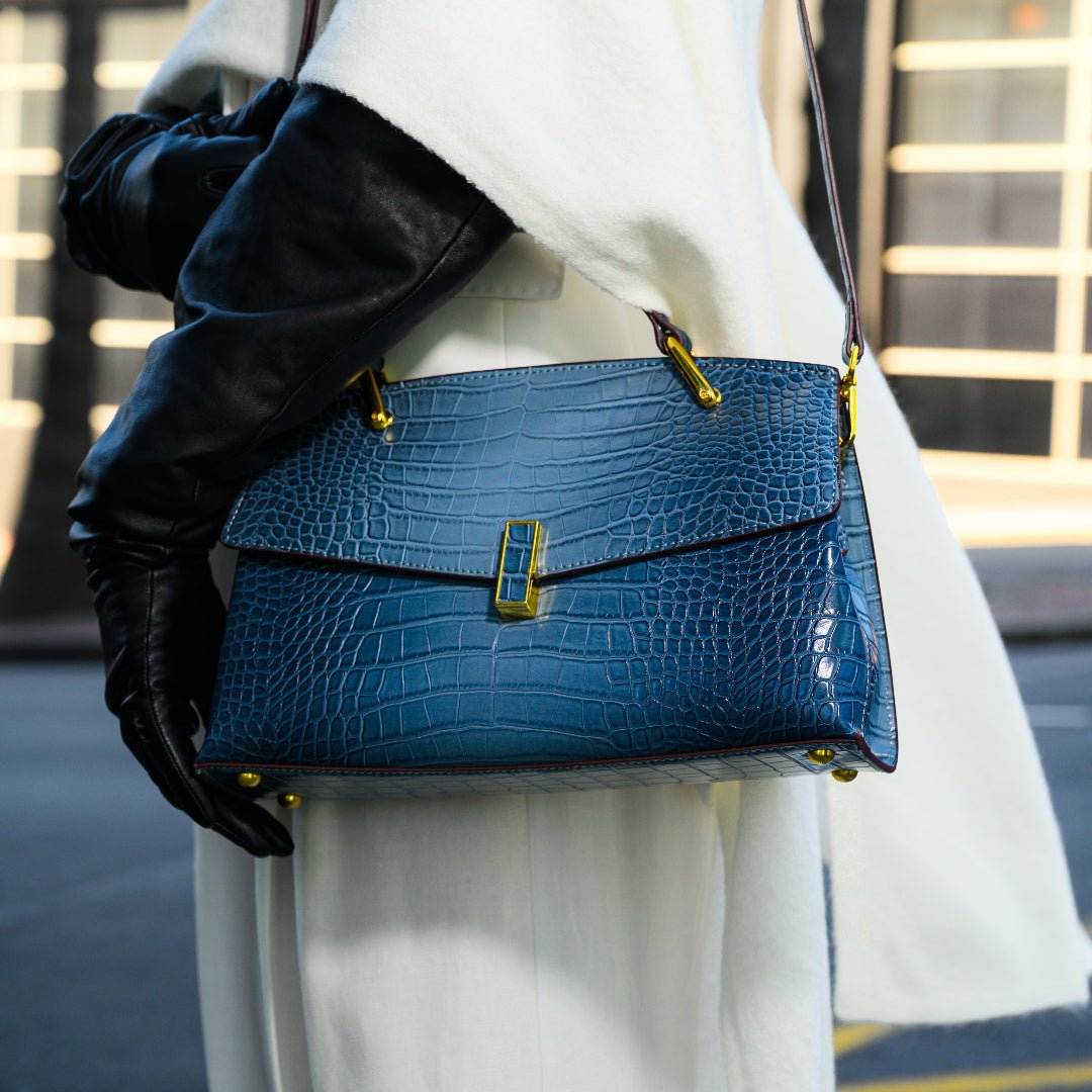 Adriana|Bolso estructurado con solapa - CasaCavari