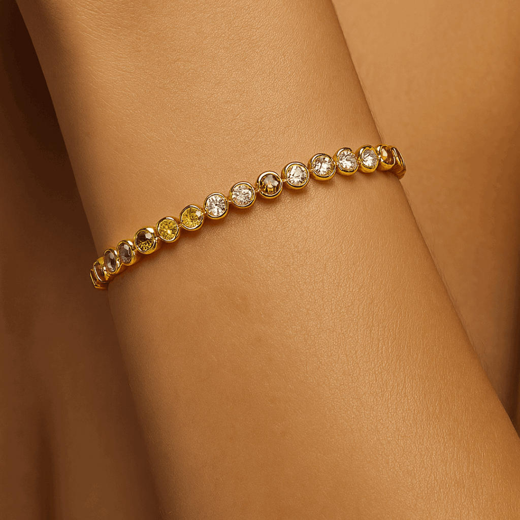 Celia|Pulsera dorada con circonitas - CasaCavari