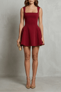ELIRA|VESTIDO MINI ACAMPANADO - CasaCavari