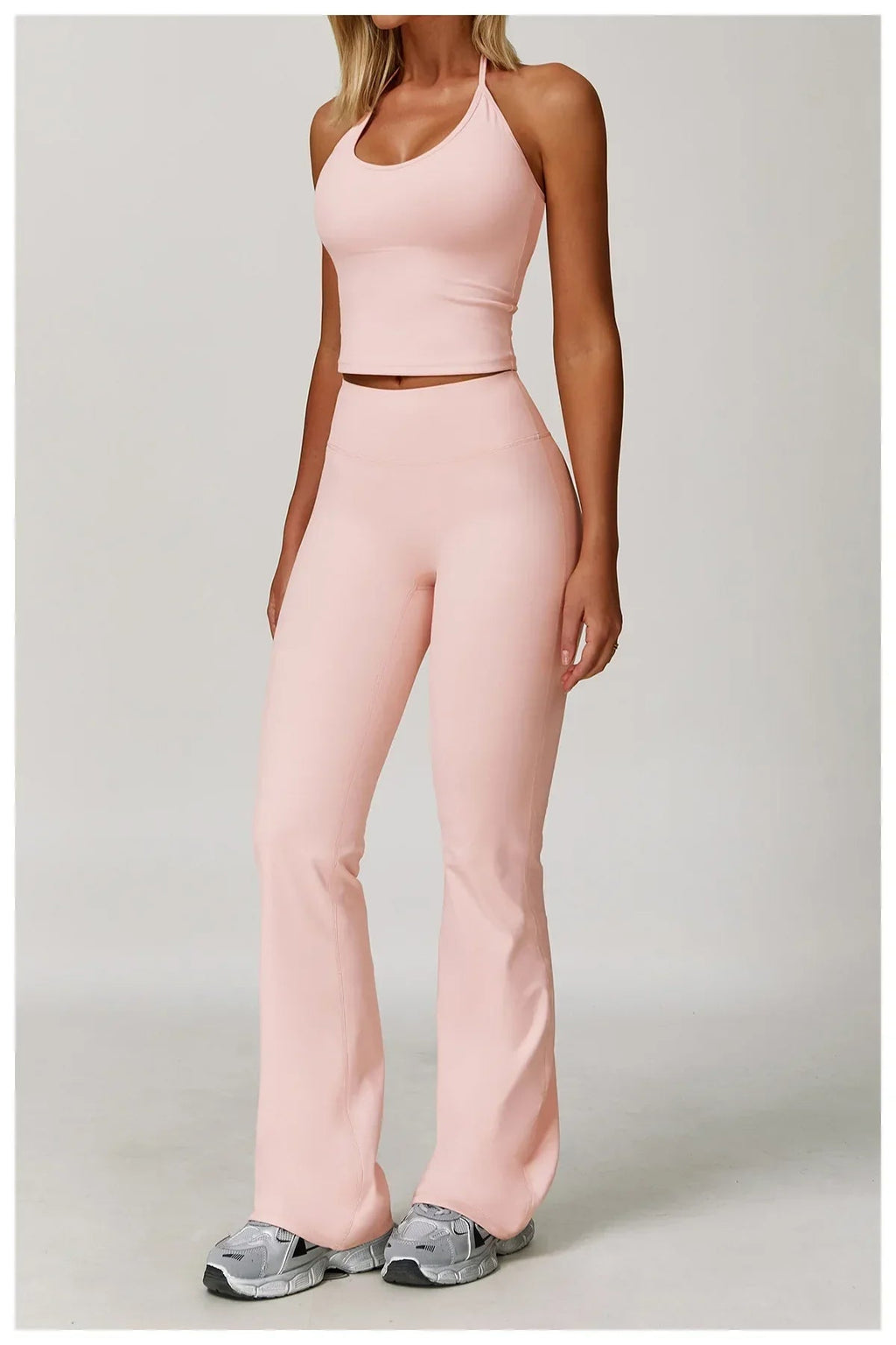 EMMA|Conjunto deportivo - CasaCavari