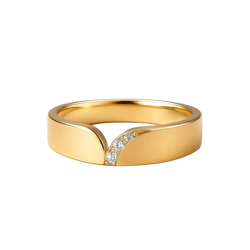 Irene|Anillo dorado con circonita - CasaCavari