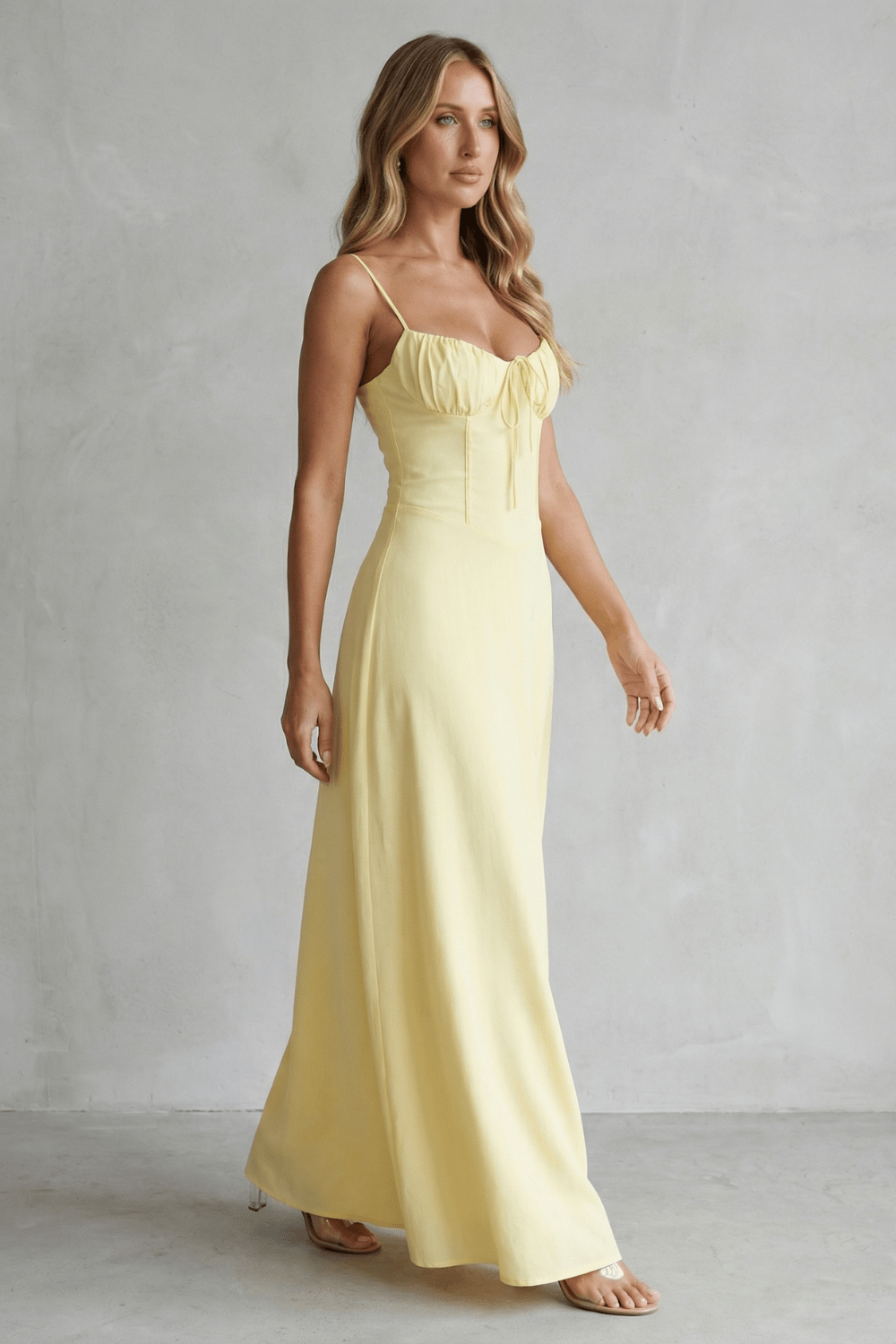 NAEVA|VESTIDO MAXI SIN MANGAS - CasaCavari